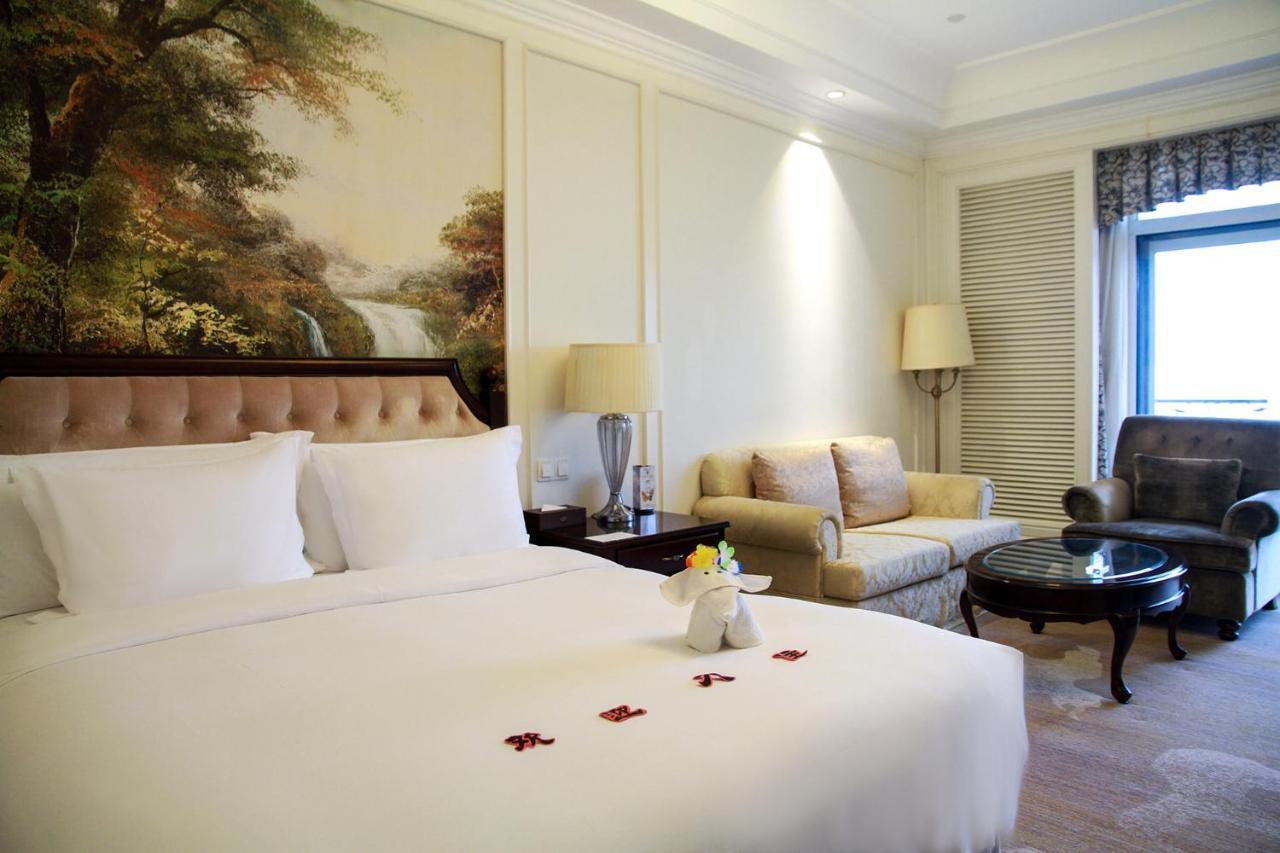 Crowne Plaza Ocean Spring Resort By Ihg Jimo Extérieur photo