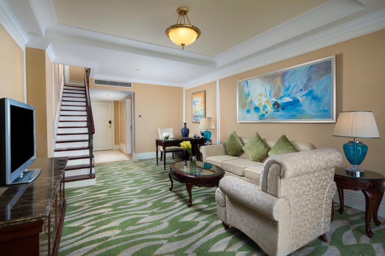 Crowne Plaza Ocean Spring Resort By Ihg Jimo Extérieur photo